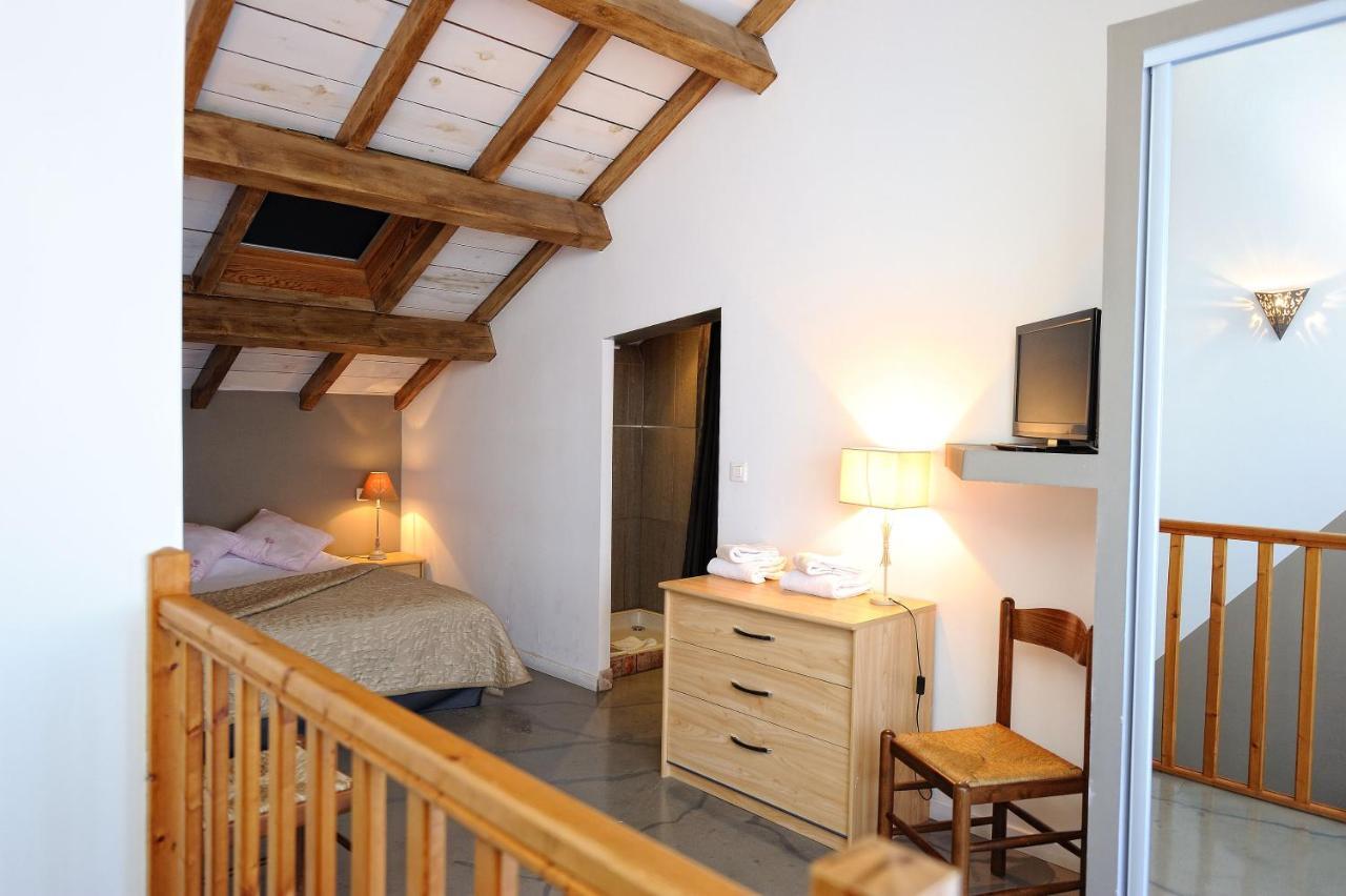 Appartement Du Tourisme Zonza Exterior foto